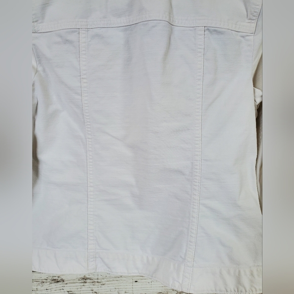 GAP White Classic Denim Jacket - Picture 6 of 11